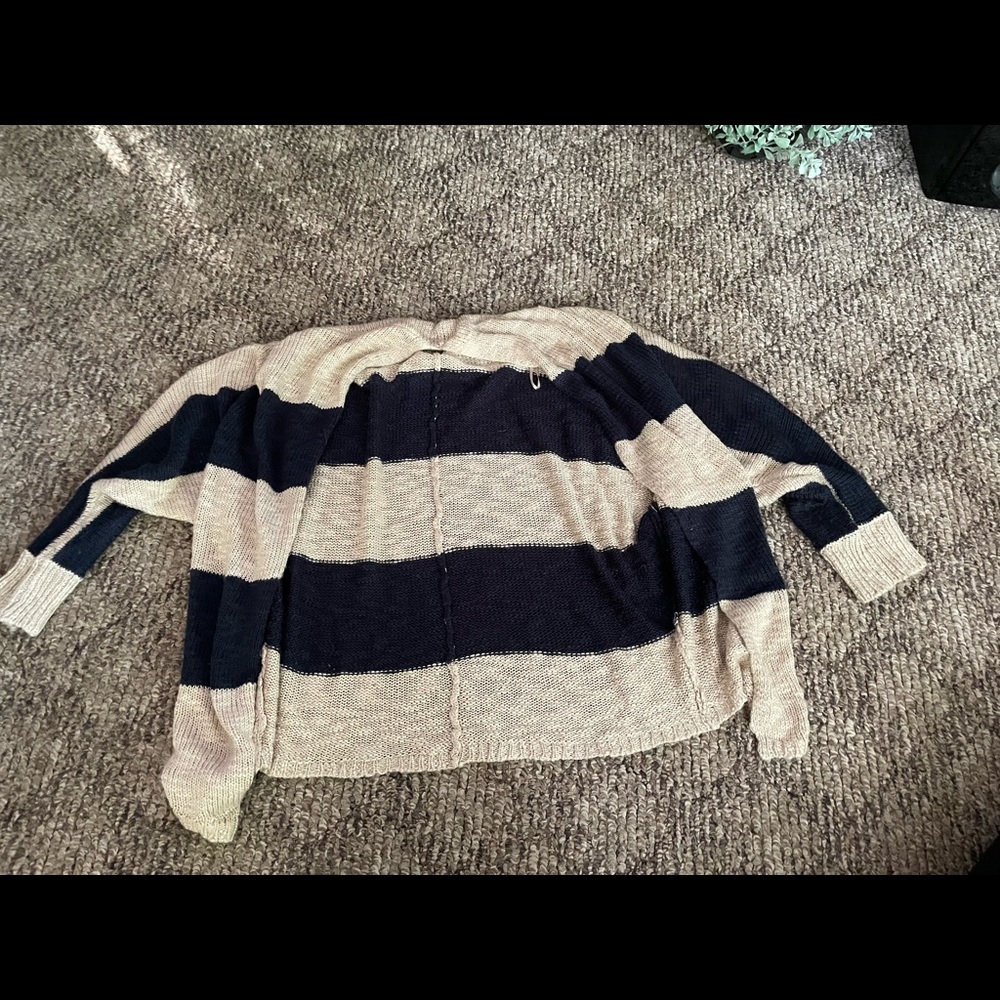 Wetseal cardigan